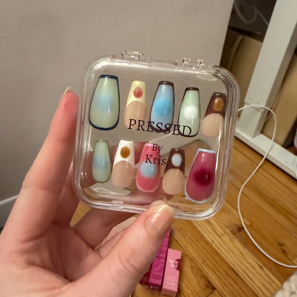 Beauty Bundle - Picture 7 of 11